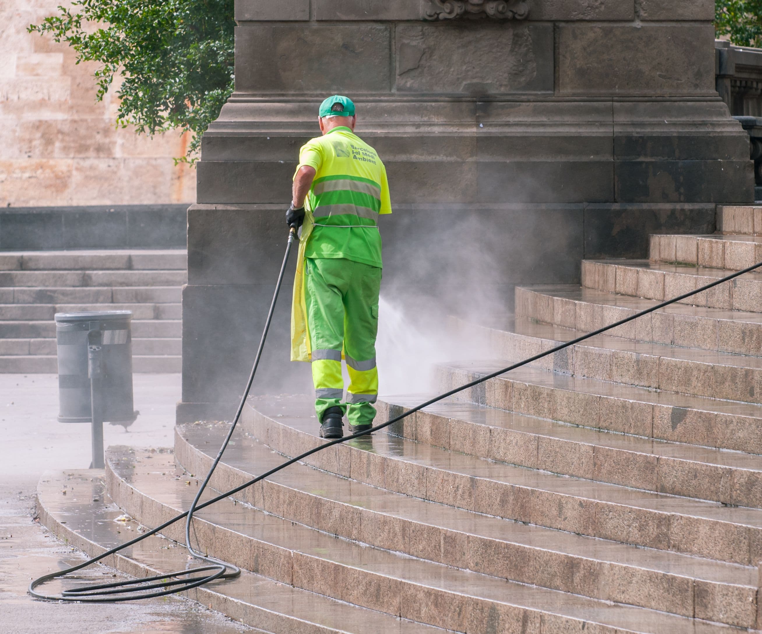 Pressure Washing & Deep Clean